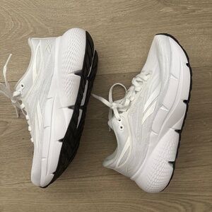Women’s Reebok Zignation - size 5.5